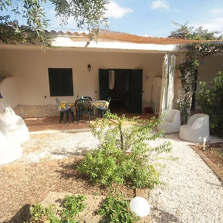 בית חווה Masseria Le Macine