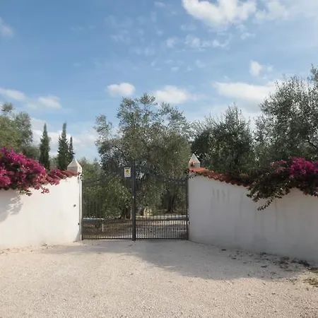 Masseria Le Macine *