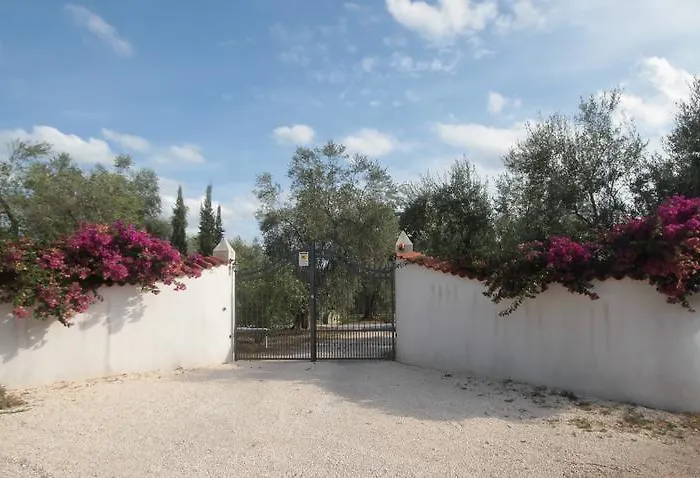 Masseria Le Macine *